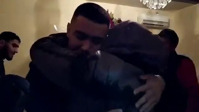 Встреча бойца Лоика Раджабова с матерью после возвращения его на Родину.  16:03