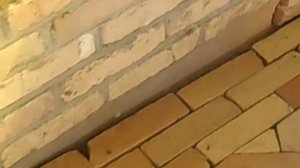 Укладка кирпича на пол
