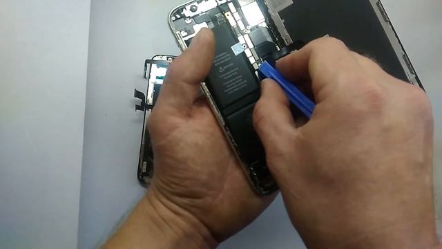 Iphone X Самый легкий ремонт по замене разбитого дисплея.