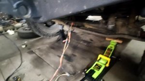 Уаз патриот.Сгорает предохранитель на 4WD.Установка доп АКБ.Перенос лебедки.Немного про сонары