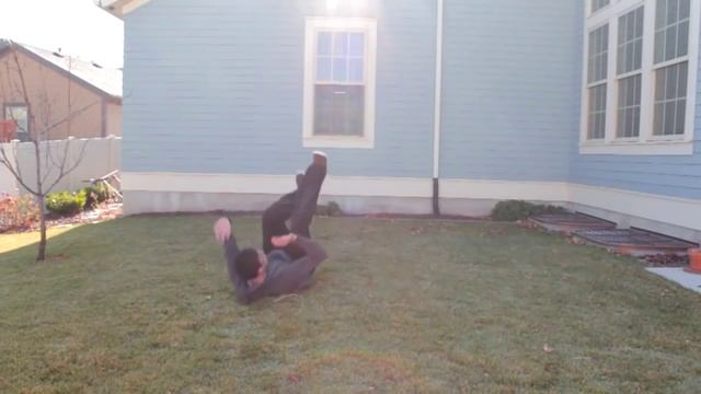 BACK ROLL Tutorial Parkour Tricks