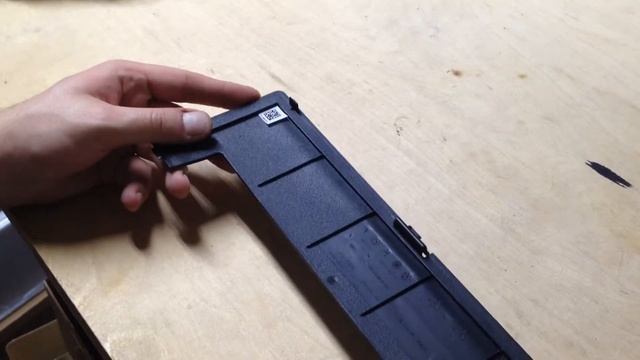 Dell UP2715K Unboxing смотреть онлайн