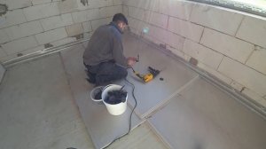 УТЕПЛИЛ ПОЛЫ ПО ГРУНТУ ? Попробовал 4 способа крепления ЭППС