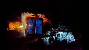 Մութն ընկել է