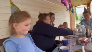 влог: ДЕНЬ РОЖДЕНИЯ МАРУСИ 4 ГОДА | РАСПАКОВКА ПОДАРКОВ | УЕЗЖАЕМ С ДАЧИ