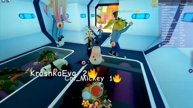 МОЙ ПЕРВЫЙ ДИНОЗАВР С ДОБРЫМИ ГЛАЗАМИ! Roblox Pet Club смотреть онлайн