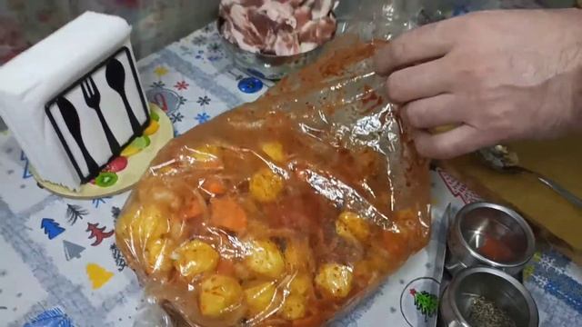 Свиные хрящи с овощами