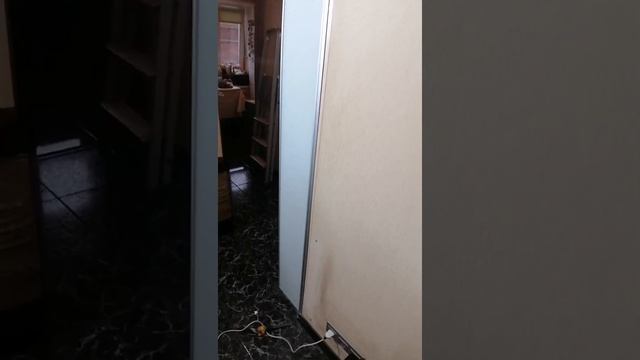 сборка шкафа в прихожей