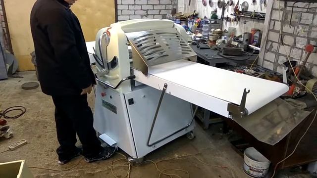 Тестораскатка ROLLMATIC SH6002 смотреть онлайн