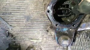 МТЗ 82 заклинил рычаг КПП.