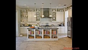 Кухни до потолка: фото подборка. Кухня со шкафами до потолка. Кухонный гарнитур до потолка.