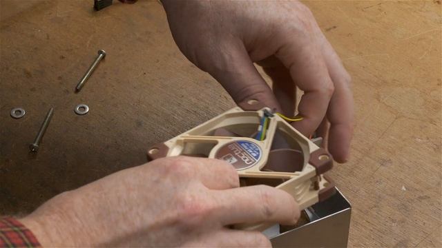 Noctua FAN INSTALL for the Color Classic смотреть онлайн