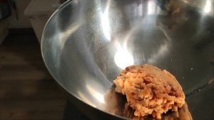 Домашний фарш из горбуши, для рыбных котлет. Без помощника не обойтись.