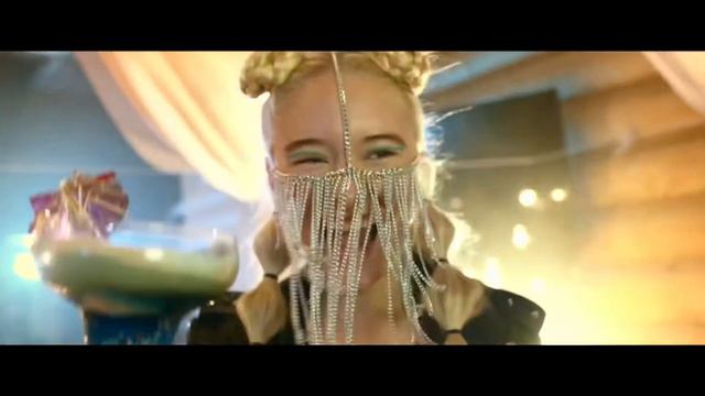 Клип исполнительницы Бэтси «Жабий бас» смотреть онлайн