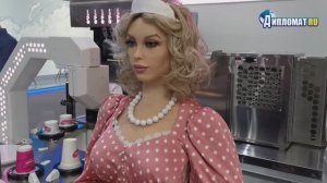 Робот Дуняша покорила участников ПМЭФ-2022