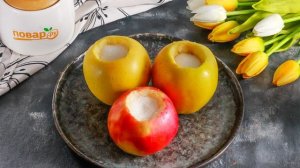 Запеченные яблоки со взбитыми сливками