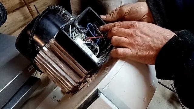 Дистанционное управлоние стружкоотсосом.