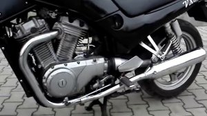 Suzuki VX 800 start engine, presentation and exhaust sound p. 2