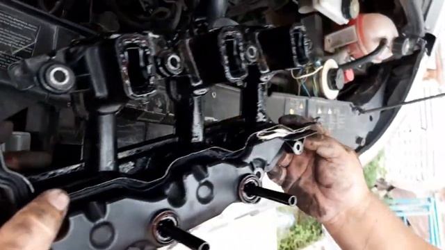 Поддымливает и каптит, разбираем , смотрим.Рено Мастер 3 смотреть онлайн