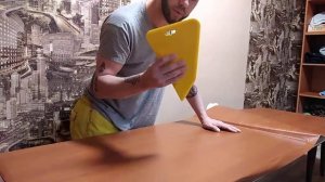 Поклейка двери самоклейкой