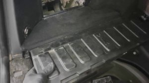 снимаю задний бампер МЕРС GLK 220 2013г