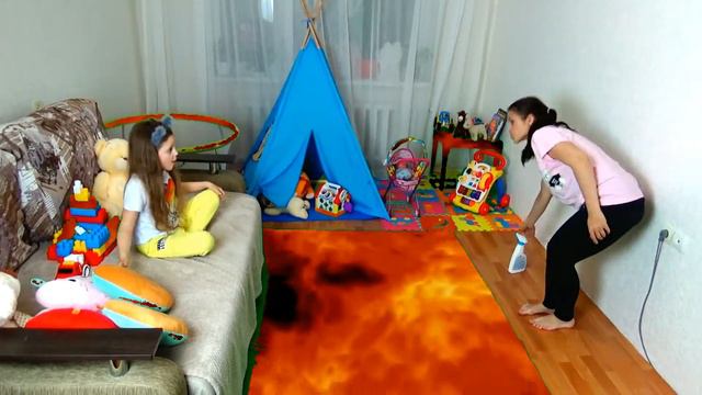 ПОЛ ЭТО ЛАВА ЭКСТРЕМАЛЬНЫЕ ИГРЫ ДЛЯ ДЛЯ ДЕТЕЙ | Pretend play with Floor is Lava
