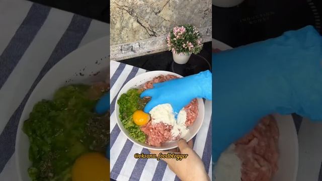 Мясной рулет с грибами