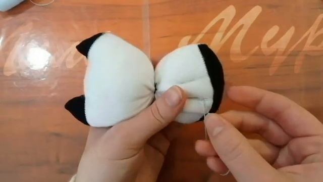 Игрушка Котёнок из носков своими руками. //Yulili Murli// Toy Kitten from socks with your own hands смотреть онлайн