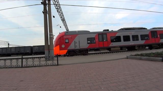 этот сладкий ультра звук взлёта Ласточки swallow train fly смотреть онлайн