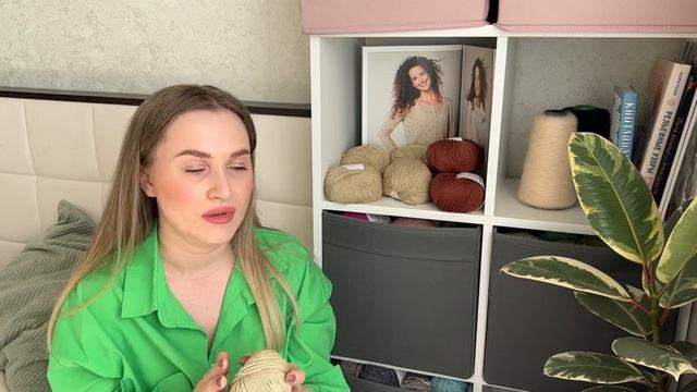 Вязальный влог №6/долговяз длиной 3 года/паутинка из кид-мохера/новые проекты и пряжа/маркет SeeZon смотреть онлайн