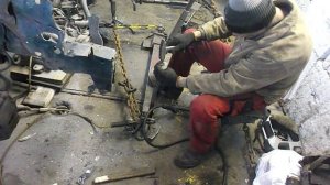 Молоток  чисто железный