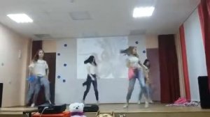Самый крутой танец 9 класс