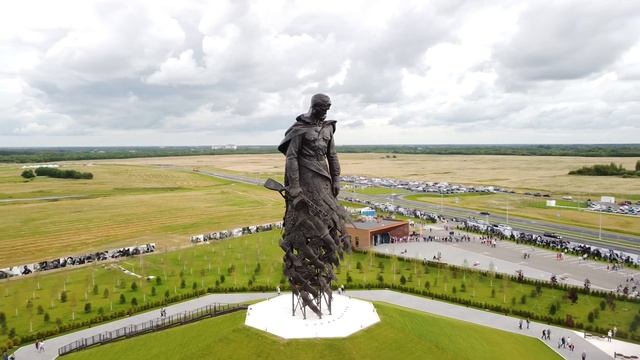 Ржевский мемориал Советскому солдату. С высоты. DJI mavic mini смотреть онлайн