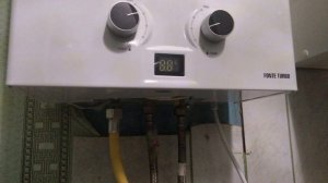 Водонагреватель Zanussi GWH 10 Fonte Turbo 1