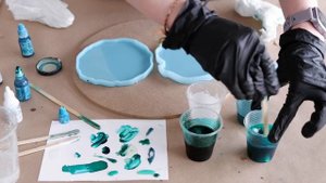 Изумрудные подстаканники из эпоксидный смолы. Как сделать эффект «облака» / «мозги»