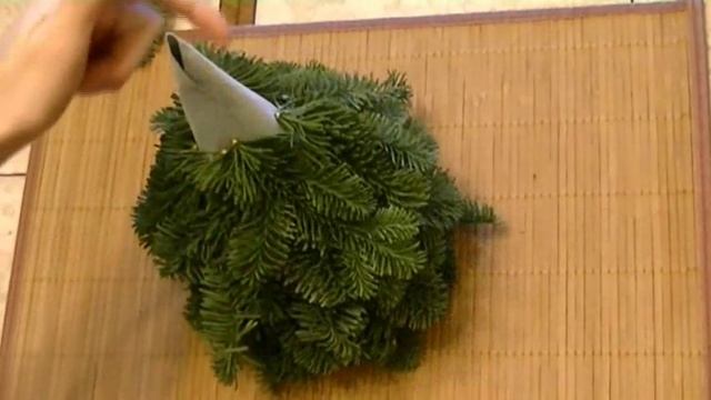 Как сделать елку своими руками. 5 вариантов новогоднего декора дома из живой ели в 4 частях. смотреть онлайн