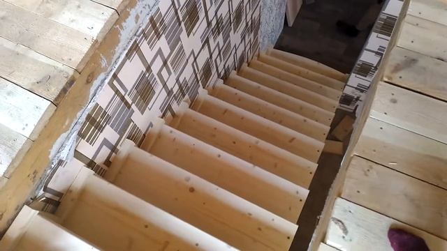 Обзор. ЛЕСТНИЦА ЭКОНОМ- КАЛАССА НА МАНСАРДУ, КУРСК ДЕРЕВЯННЫЕ ЛЕСТНИЦЫ. смотреть онлайн