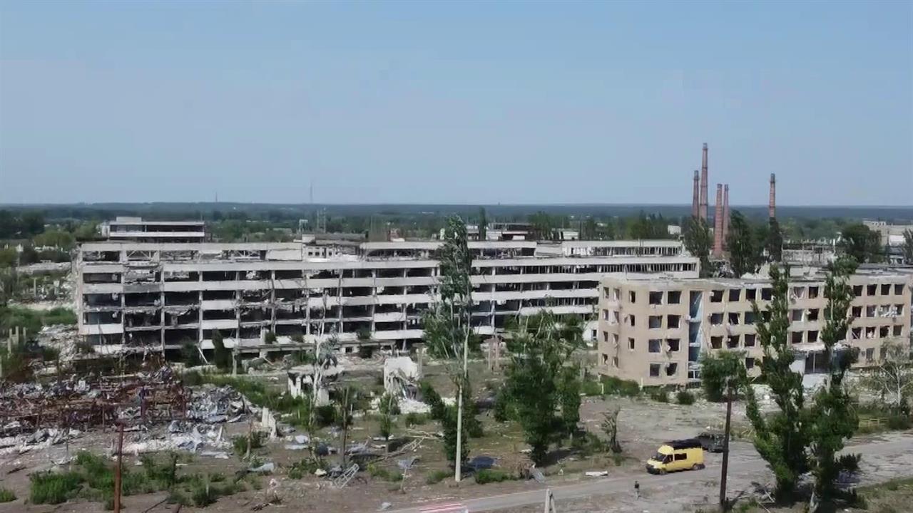 Бежавшие радикалы взорвали цистерны с опасными веществами на промышленном предприятии