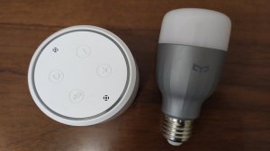 Как Яндекс Алисой управлять умной лампочкой Xiaomi Led