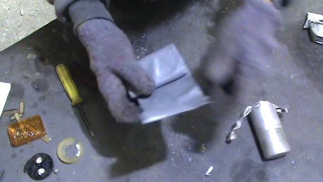 А вы знали что внутри Конденсатора К50-18