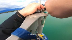 Лезем на мачту парусной яхты