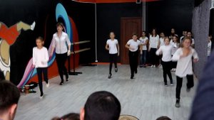 Актерское упражнение - представление "Дама сдавала в багаж" (С.Маршак)