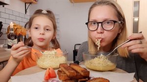 МУКБАНГ/Mukbang/Воспоминания из детства🤗Лапша Биг Ланч, Гренки с чесноком/Ваши комменты и Приветы👋