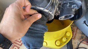 Использование пылесоса Karcher WD2  без мешка.