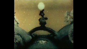 Падал прошлогодний снег - концы в воду