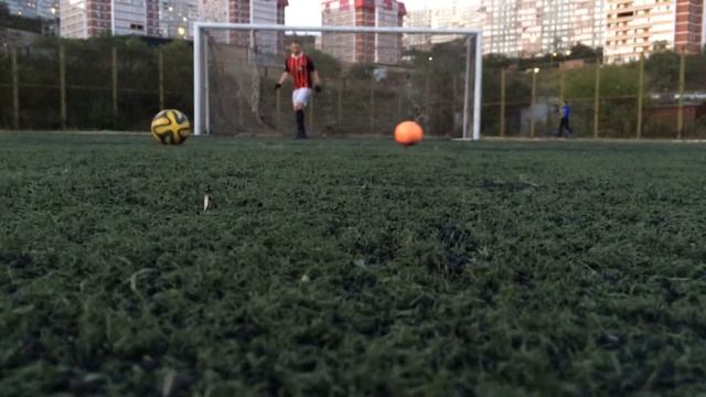 Гол от верхней перекладины смотреть онлайн