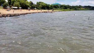 Поселок Сенной Темрюкский район Краснодарский край. Обстановка на пляже.