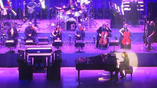 Yanni  - Reflections of Passion (Majestic Theather at San Antonio)