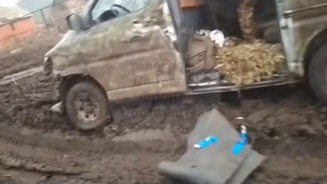 Артёмовское_ Разбитая колонна БФУ.