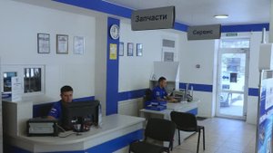 СТО Родник - магазин автозапчастей, зона приема и выдачи авто, отдыха, оплаты